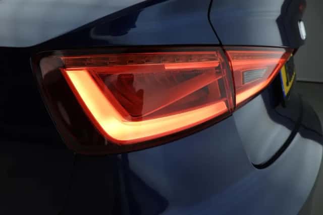 Audi A3 (2016) thumbnail 17