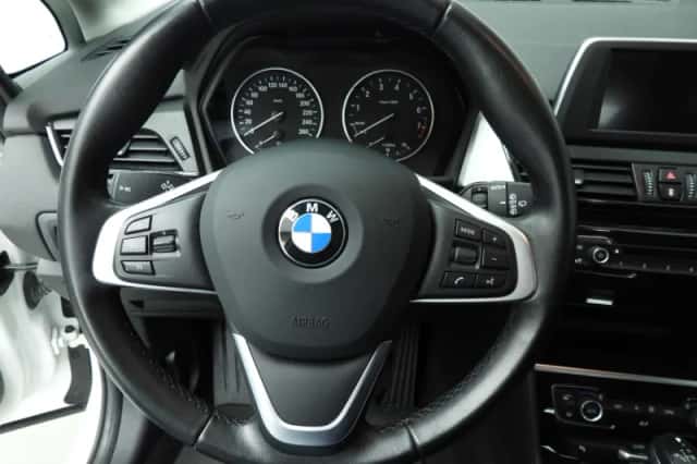 BMW 2-Serie (2015) thumbnail 12