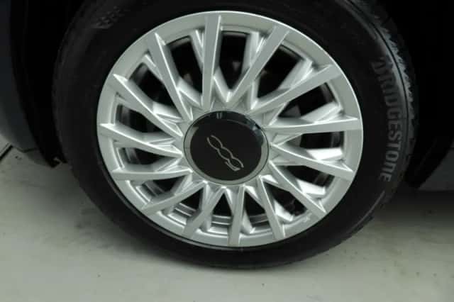 Fiat 500C (2023) thumbnail 11