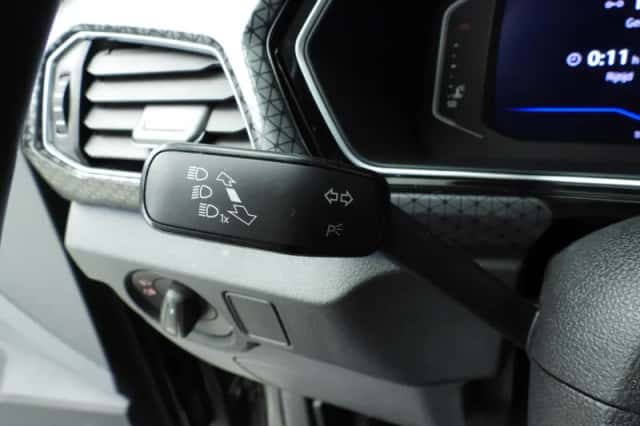 Volkswagen T-Cross (2019) thumbnail 23