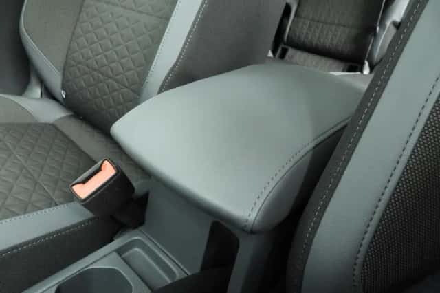 Volkswagen T-Cross (2019) thumbnail 25