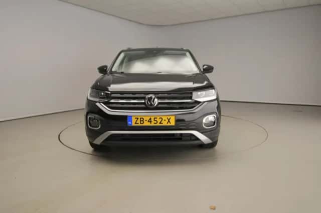 Volkswagen T-Cross (2019) thumbnail 5
