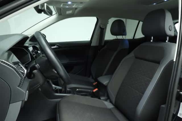 Volkswagen T-Cross (2019) thumbnail 7