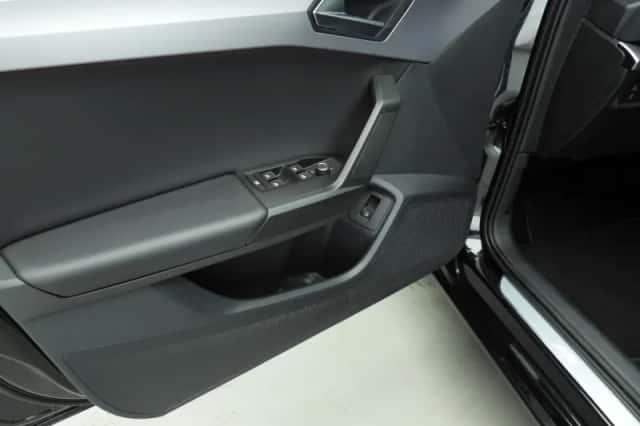 SEAT Leon (2021) thumbnail 19