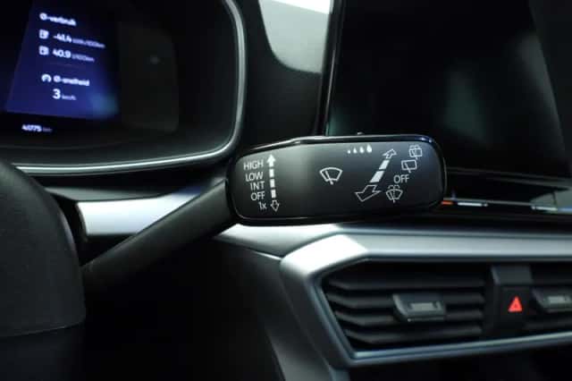 SEAT Leon (2021) thumbnail 23