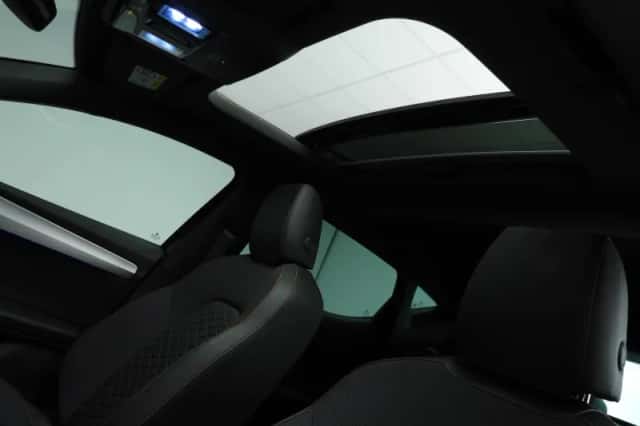 SEAT Leon (2021) thumbnail 24