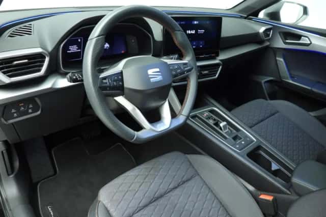 SEAT Leon (2021) thumbnail 6