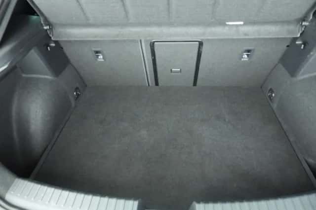 SEAT Leon (2021) thumbnail 9