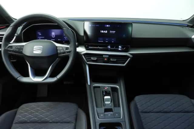 SEAT Leon (2021) thumbnail 10