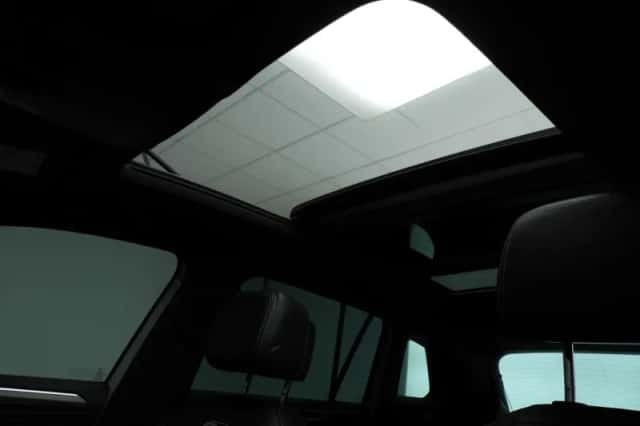 Volkswagen Tiguan (2016) thumbnail 25