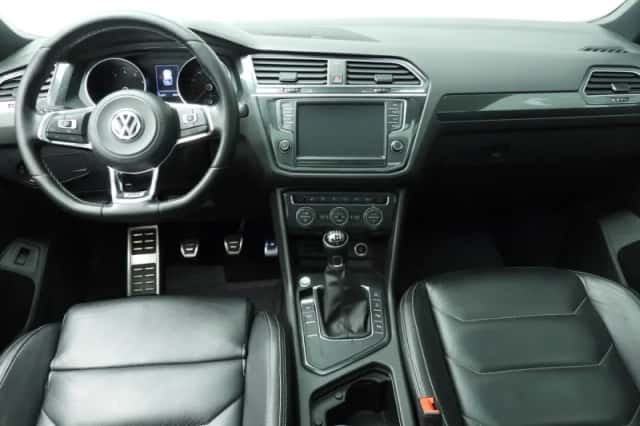 Volkswagen Tiguan (2016) thumbnail 10