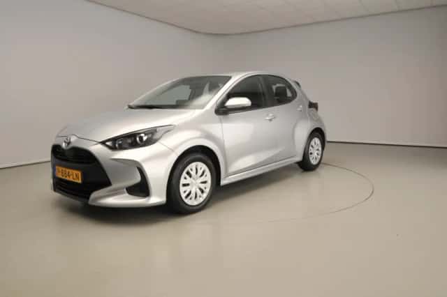 Toyota Yaris (2022) thumbnail 34