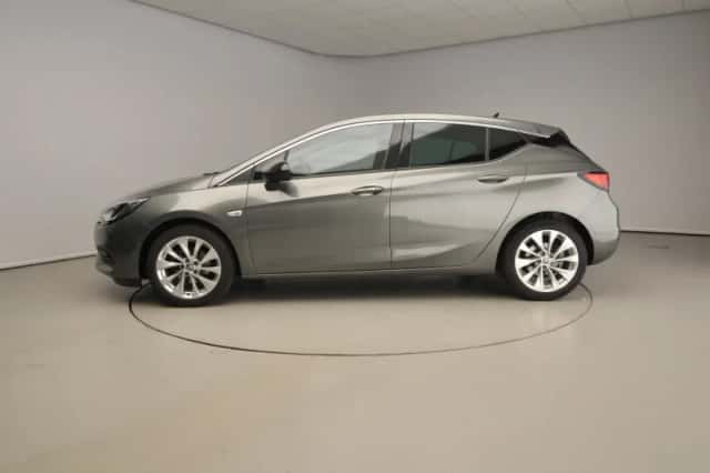 Opel Astra (2021) thumbnail 2