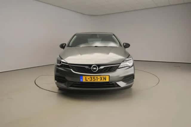 Opel Astra (2021) thumbnail 5