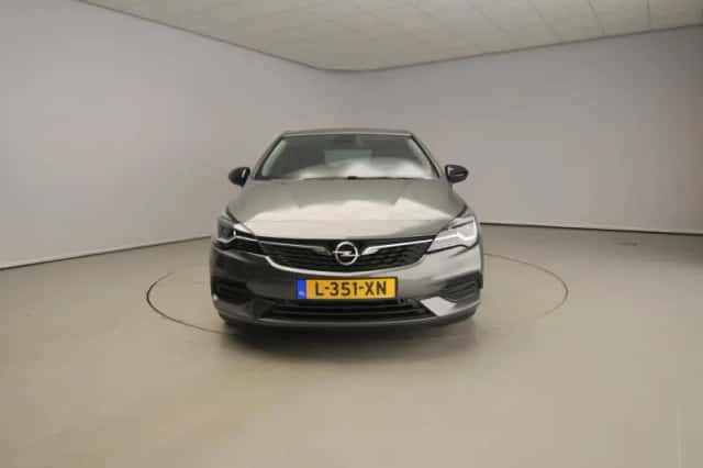 Opel Astra (2021) thumbnail 5