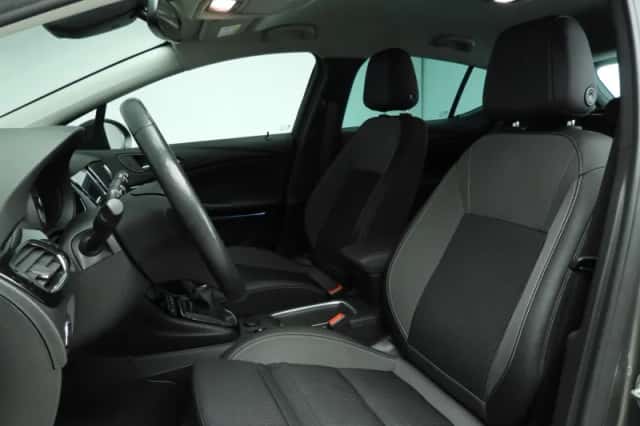 Opel Astra (2021) thumbnail 7