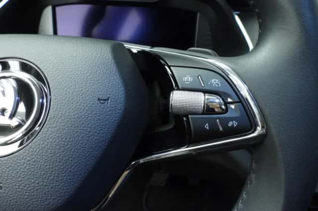 Škoda Octavia (2021) thumbnail 15