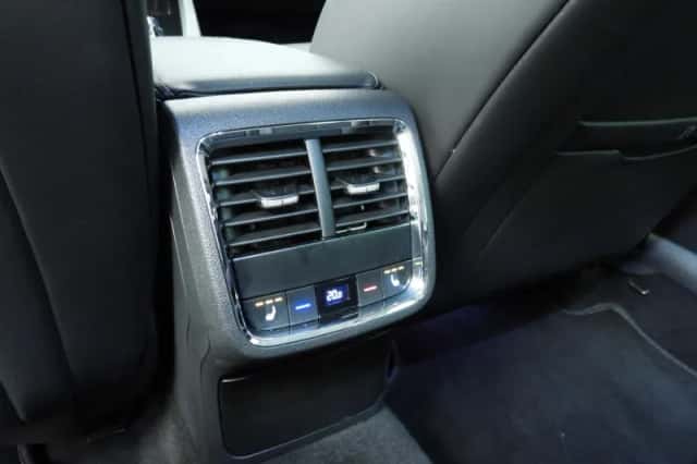 Škoda Octavia (2021) thumbnail 18