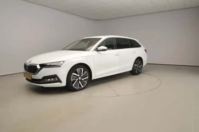 Škoda Octavia (2021) thumbnail 51