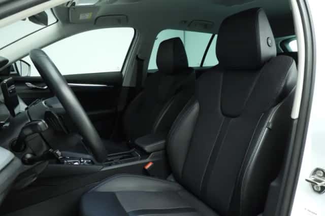Škoda Octavia (2021) thumbnail 7