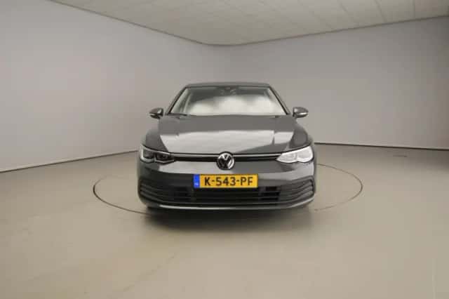 Volkswagen Golf (2021) thumbnail 5