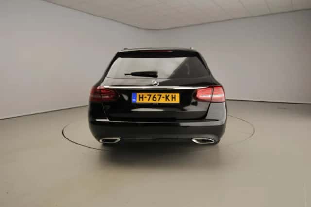 Mercedes-Benz C-Klasse (2019) thumbnail 3