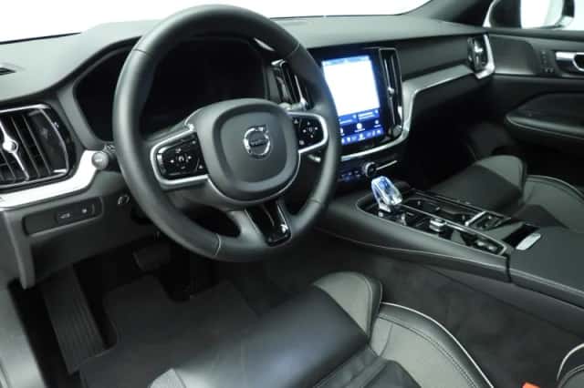 Volvo S60 (2022) thumbnail 6