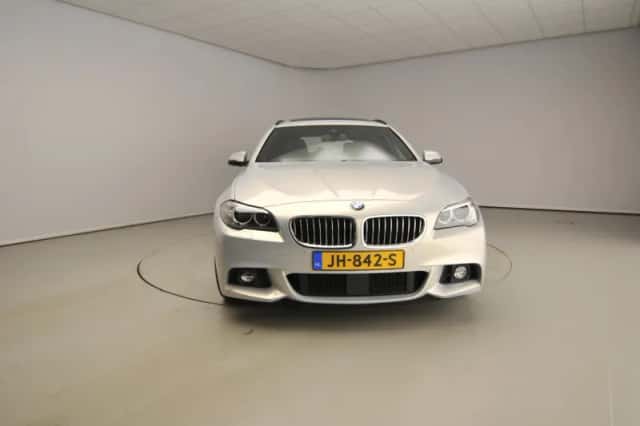 BMW 5-Serie (2016) thumbnail 5