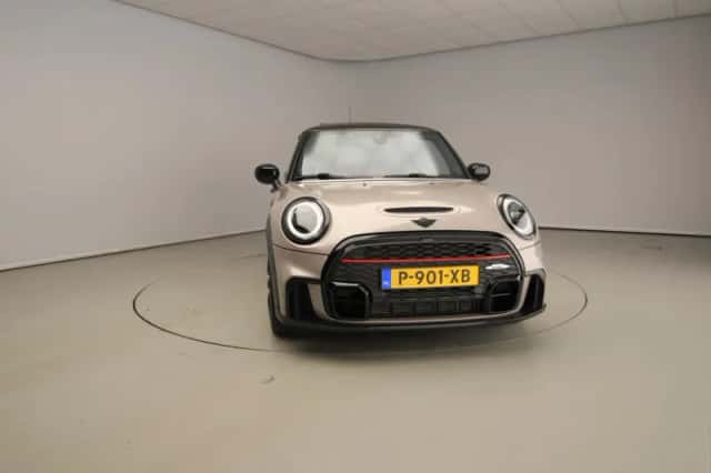 MINI John Cooper Works (2022) thumbnail 5