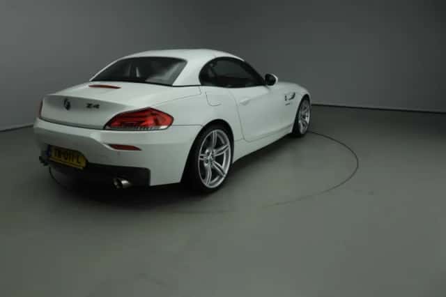 BMW Z4 (2010) thumbnail 20