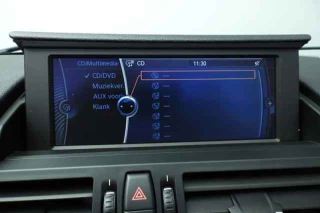 BMW Z4 (2010) thumbnail 34