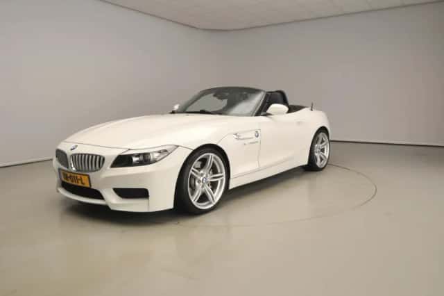 BMW Z4 (2010) thumbnail 44