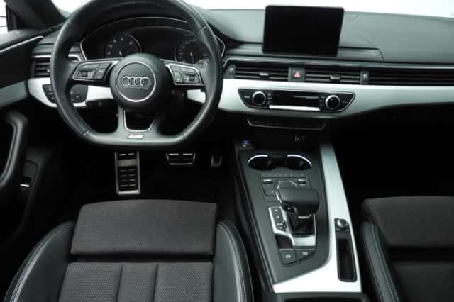 Audi A5 (2018) thumbnail 7