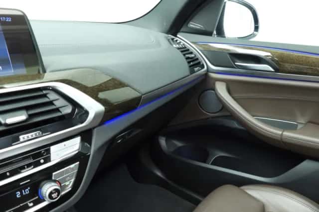 BMW X3 (2018) thumbnail 39