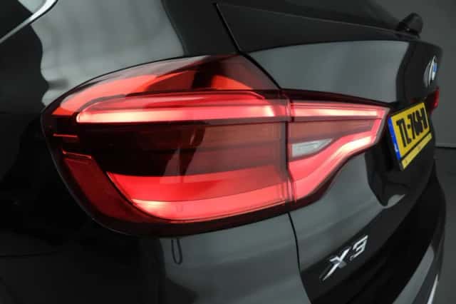 BMW X3 (2018) thumbnail 43