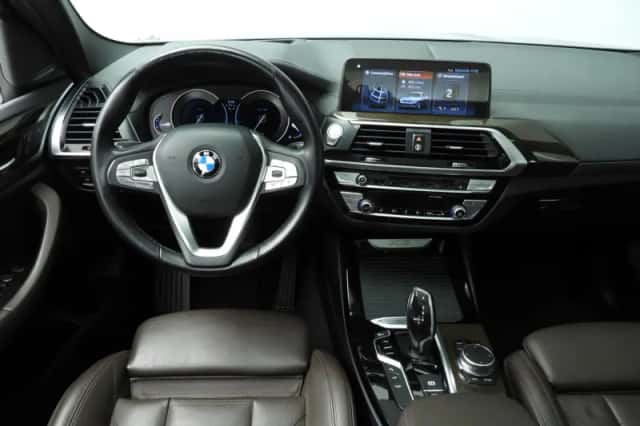 BMW X3 (2018) thumbnail 10
