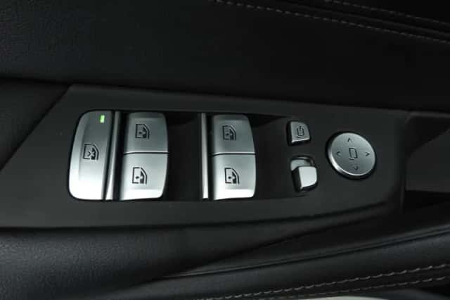 BMW 5-Serie (2020) thumbnail 40