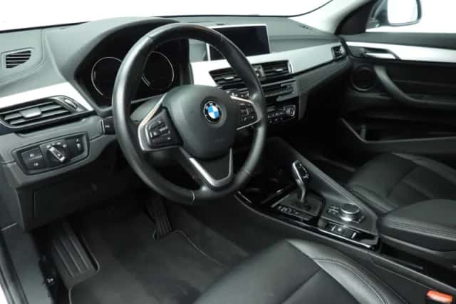 BMW X2 (2018) thumbnail 11