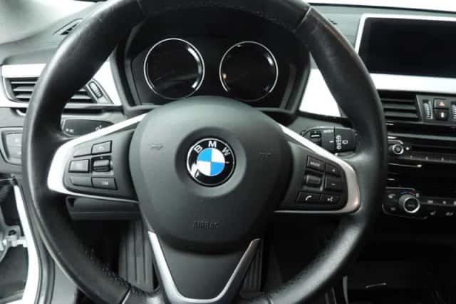 BMW X2 (2018) thumbnail 12