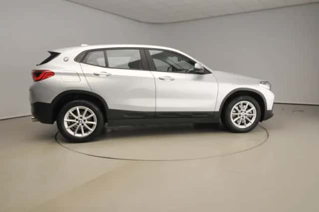 BMW X2 (2018) thumbnail 4