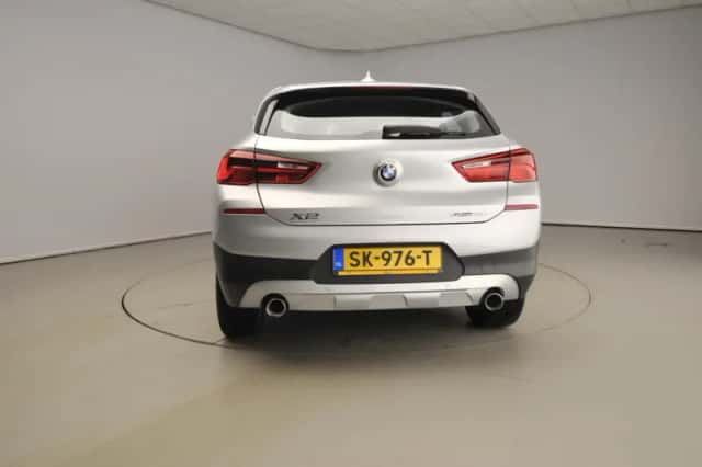 BMW X2 (2018) thumbnail 6