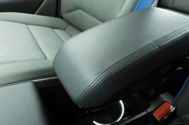 BMW i3 (2016) thumbnail 23