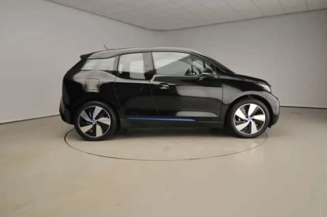 BMW i3 (2016) thumbnail 4