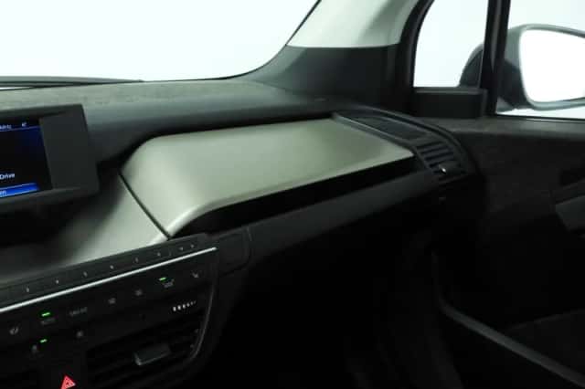 BMW i3 (2015) thumbnail 32