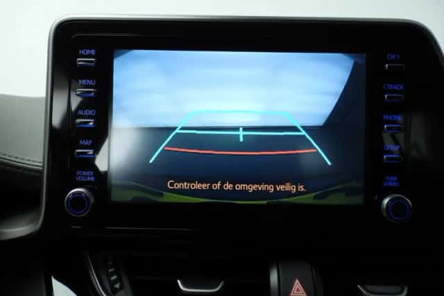 Toyota C-HR (2020) thumbnail 32
