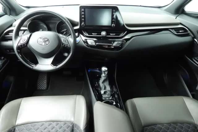 Toyota C-HR (2020) thumbnail 10