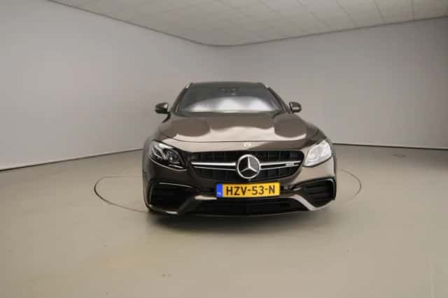 Mercedes-Benz E-Klasse (2017) thumbnail 5