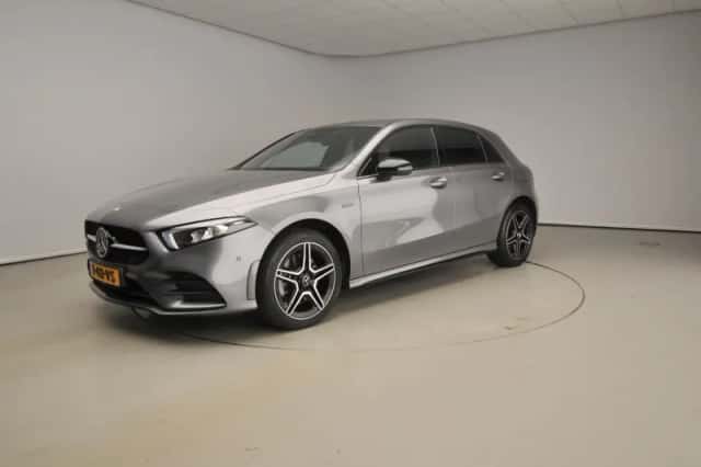 Mercedes-Benz A-Klasse (2021) thumbnail 2