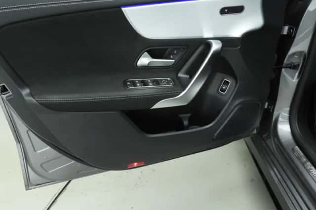 Mercedes-Benz A-Klasse (2021) thumbnail 21