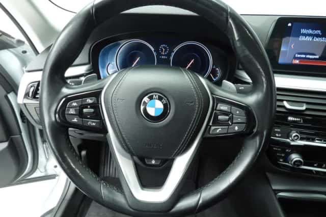 BMW 5-Serie (2017) thumbnail 11
